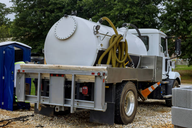 Best Portable toilet rental cost  in Lake Delton, WI